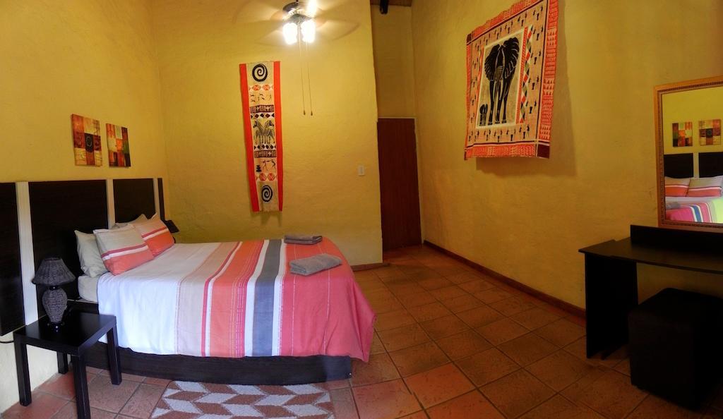 Kwambali Riverside Lodge Hazyview Habitación foto